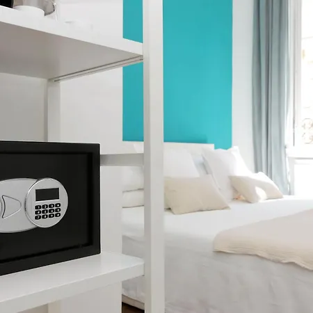 Fontana Di Trevi Dream 4* Rom